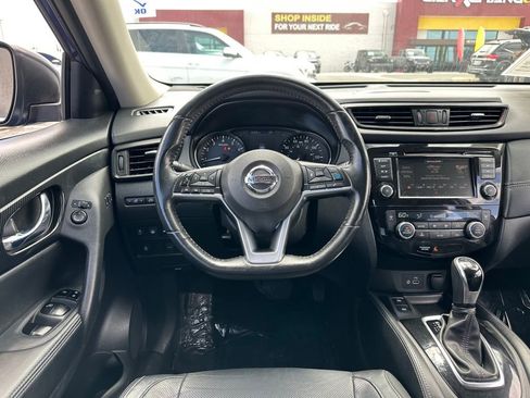 Used 2018 Nissan Rogue SL w/ Premium Package FWD image 22