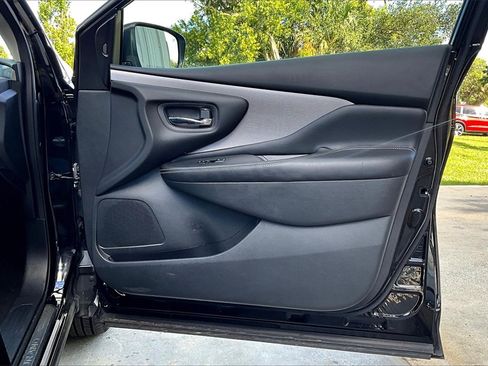 Used 2024 Nissan Murano SV w/ Cargo Package image 21