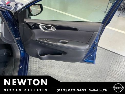 Used 2019 Nissan Sentra SV FWD image 34