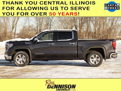 Used 2023 GMC Sierra 1500 SLT w/ SLT Convenience Package image 4