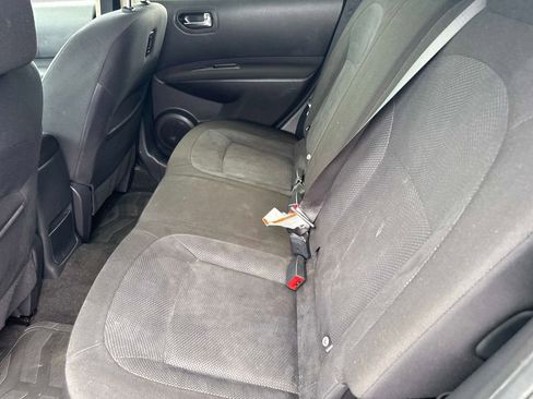 Used 2015 Nissan Rogue S w/ Convenience Package AWD/4WD image 15