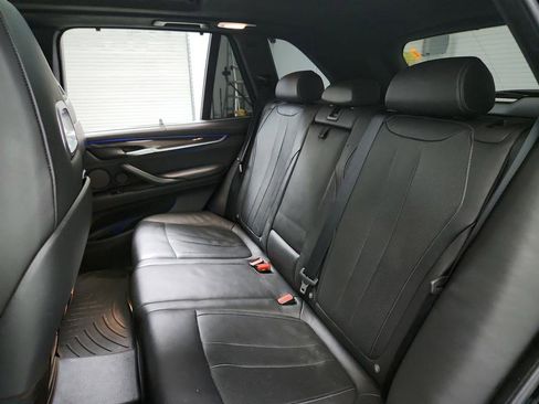 Used 2018 BMW X5 M w/ Executive Package AWD/4WD image 25