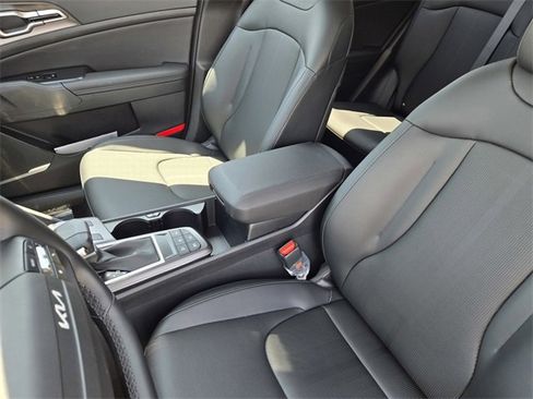 New 2026 Kia Sportage EX w/ EX Panorama Roof Package image 19