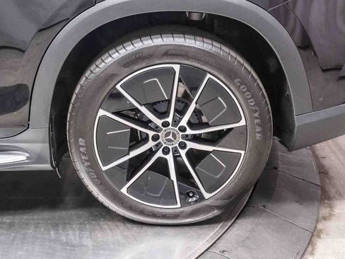 Certified 2024 Mercedes-Benz EQS 450+ SUV image 9