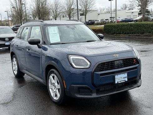 Used 2025 MINI Cooper Countryman S image 2