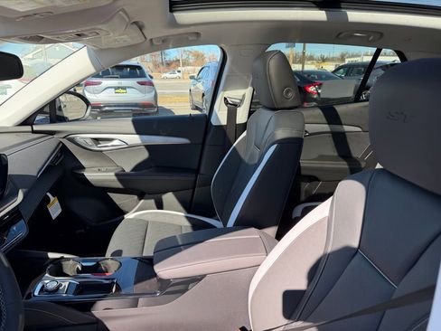 New 2026 Buick Envision Sport Touring image 18