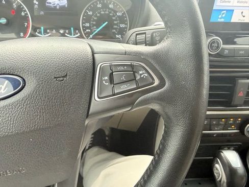 Used 2019 Ford EcoSport Titanium image 3