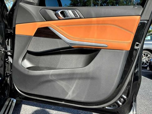 Certified 2024 BMW X5 xDrive50e w/ Premium Package image 22