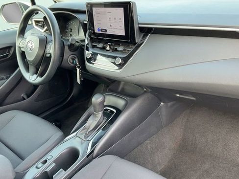 Used 2024 Toyota Corolla LE image 18