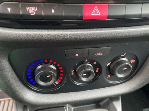 Used 2019 RAM ProMaster City Tradesman image 15