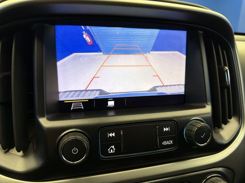 Used 2020 Chevrolet Colorado ZR2 image 22