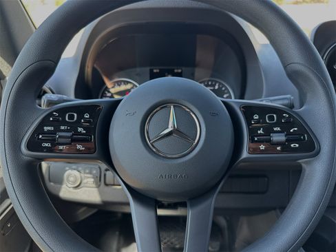 New 2024 Mercedes-Benz Sprinter 144 Cargo image 25