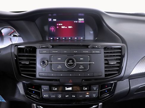 Used 2017 Honda Accord Sport Special Edition image 17