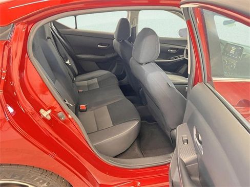 Used 2021 Nissan Sentra SV w/ Trunk Package image 9