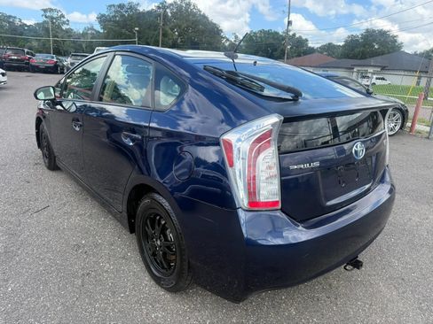 Used 2013 Toyota Prius Four FWD image 7