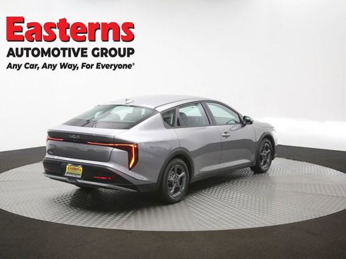 Used 2025 Kia K4 FWD image 39