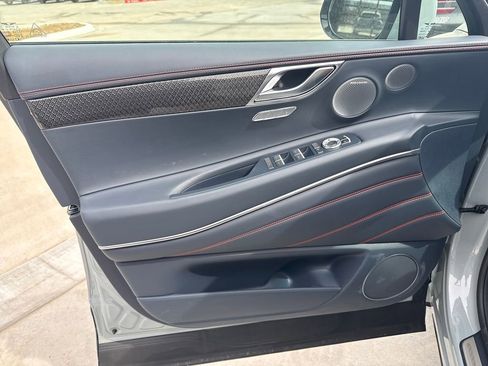New 2026 Genesis GV80 3.5T e-SC AWD/4WD image 9