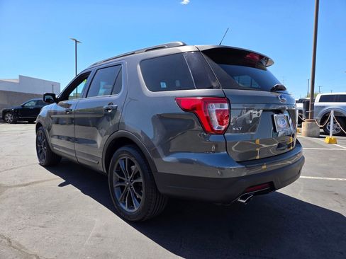 Certified 2018 Ford Explorer XLT w/ Equipment Group 202A FWD image 4