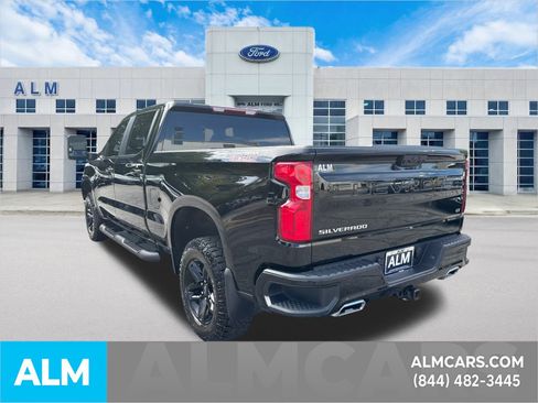 Used 2023 Chevrolet Silverado 1500 LT Trail Boss image 7