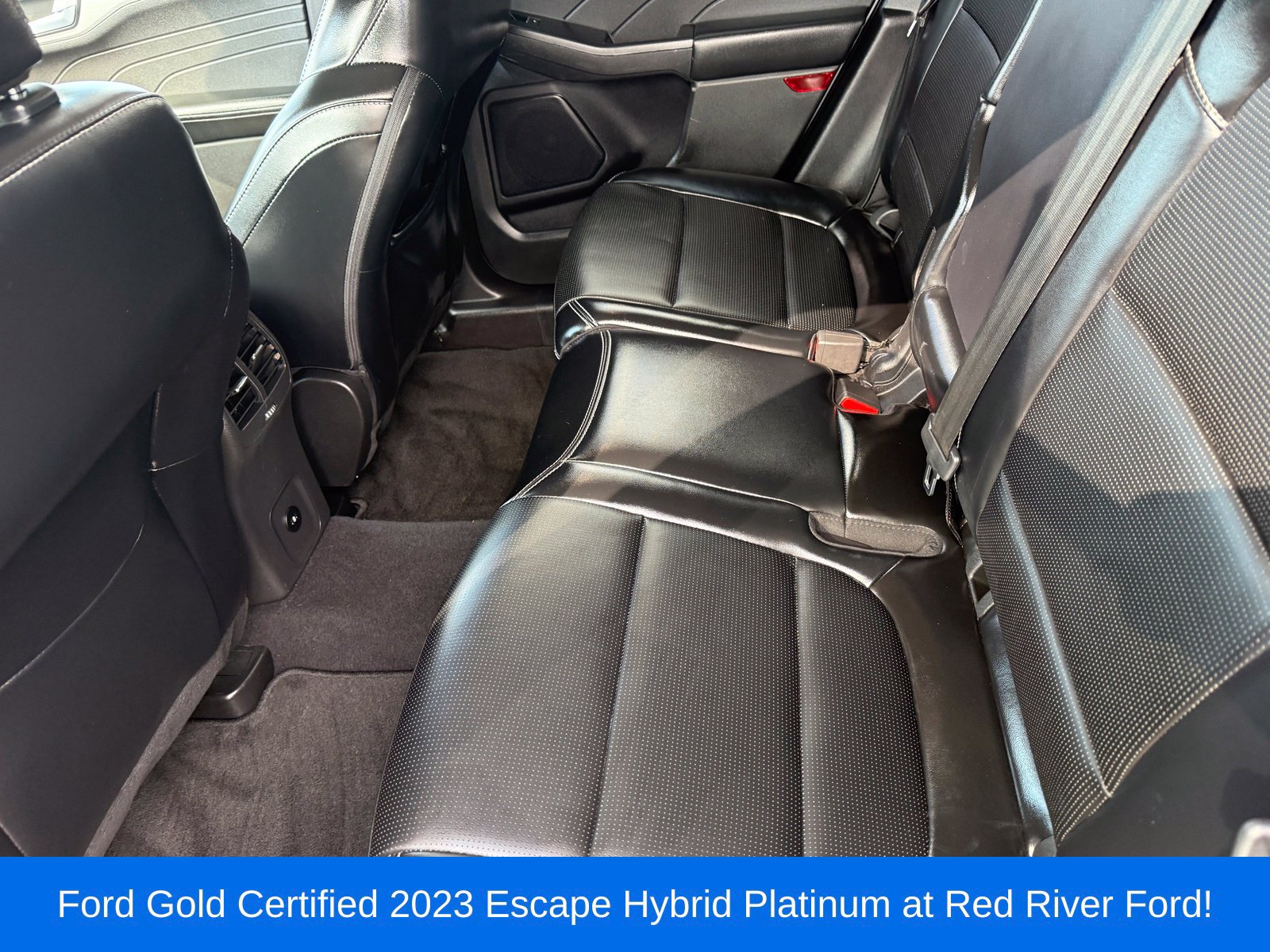 Certified 2023 Ford Escape Platinum FWD image 19