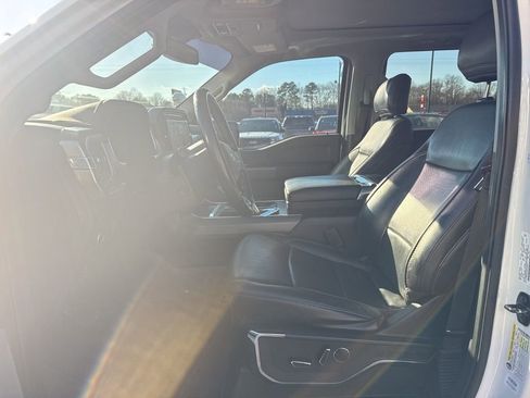 Used 2021 Ford F150 Lariat w/ Equipment Group 502A High image 10