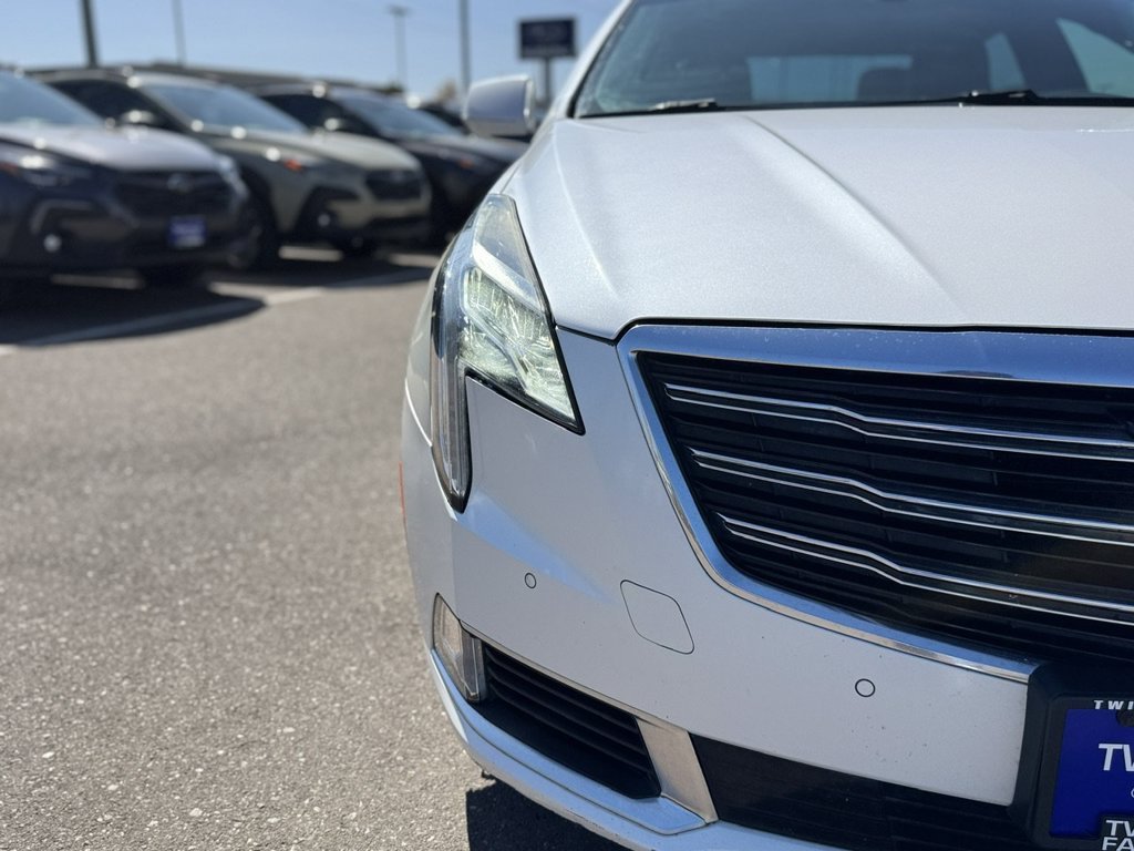 Used 2018 Cadillac XTS Luxury AWD/4WD image 48