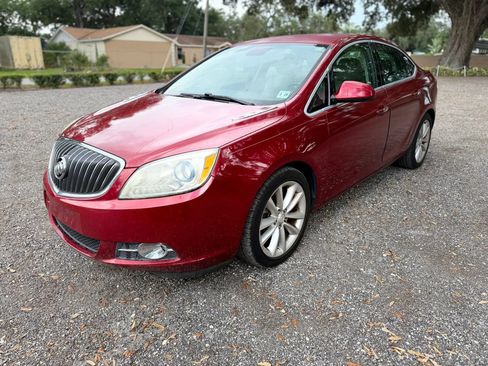 Used 2013 Buick Verano FWD image 1