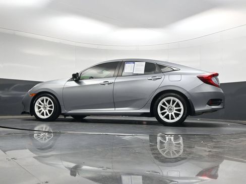 Used 2019 Honda Civic EX image 43