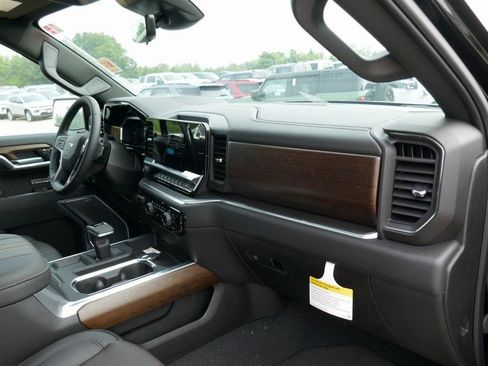 New 2026 Chevrolet Silverado 1500 High Country w/ Midnight Edition image 17