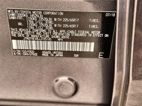 Used 2018 Toyota RAV4 LE image 22