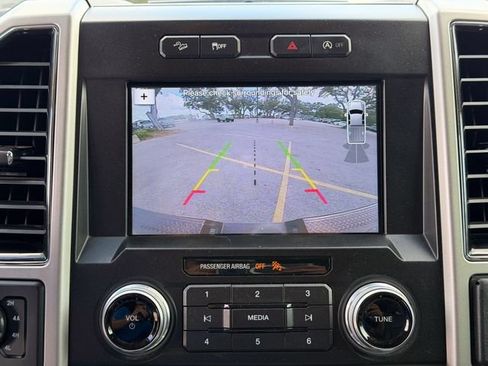 Used 2018 Ford F150 Lariat w/ Equipment Group 501A Mid AWD/4WD image 18