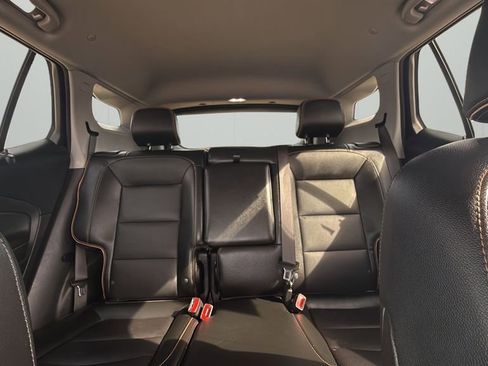 Used 2024 GMC Terrain AT4 AWD/4WD image 41