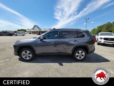 Used 2023 Toyota RAV4 XLE w/ Convenience Package FWD image 3