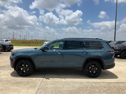 New 2026 Jeep Grand Cherokee L Limited w/ Limited Altitude Package