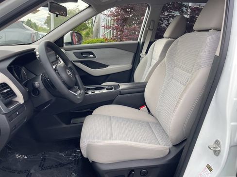 Certified 2023 Nissan Rogue SV AWD/4WD image 17