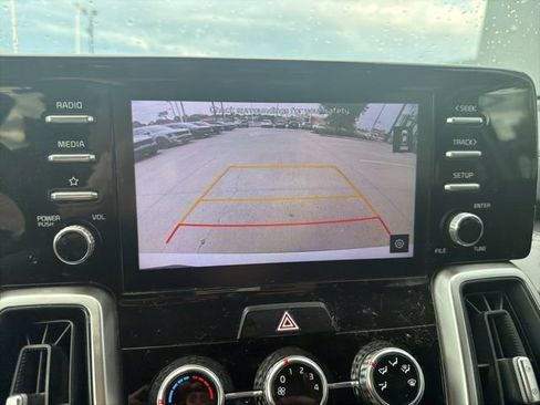 Used 2021 Kia Sorento LX FWD image 7