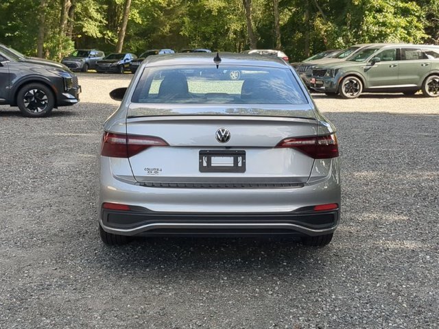 Used 2024 Volkswagen Jetta Sport FWD image 5