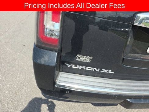 Used 2016 GMC Yukon XL Denali w/ Open Road Package AWD/4WD image 19
