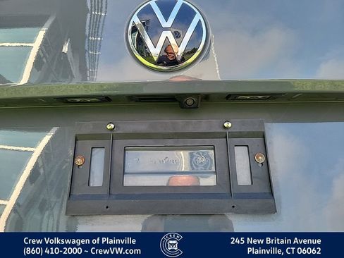 Certified 2023 Volkswagen Taos SE w/ Panoramic Sunroof Package AWD/4WD image 30