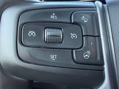Used 2025 GMC Sierra 1500 SLT RWD image 19