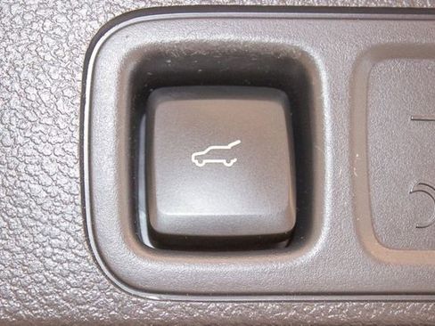 Used 2024 Lincoln Navigator Black Label image 17