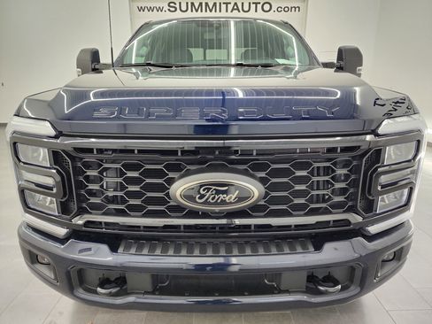 Used 2025 Ford F250 XLT w/ Black Appearance Package image 22