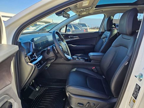 Used 2025 Kia Sportage EX w/ EX Premium Package AWD/4WD image 19