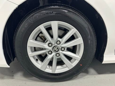Used 2026 Toyota Camry LE FWD image 64