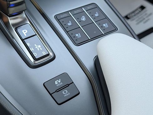 New 2026 Lexus UX 300h AWD image 20