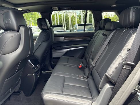 New 2027 Cadillac Vistiq Sport AWD/4WD image 10