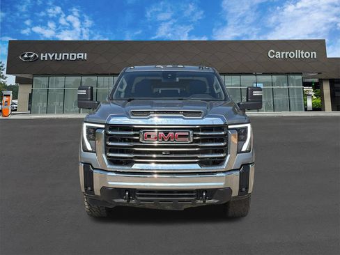 Used 2024 GMC Sierra 2500 SLE AWD/4WD image 2