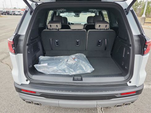 New 2026 GMC Acadia Elevation w/ Elevation Premium Package FWD image 8