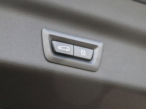 Certified 2025 BMW X1 xDrive28i w/ Technology Package image 38