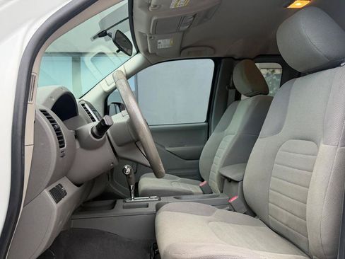Used 2018 Nissan Frontier S RWD image 23